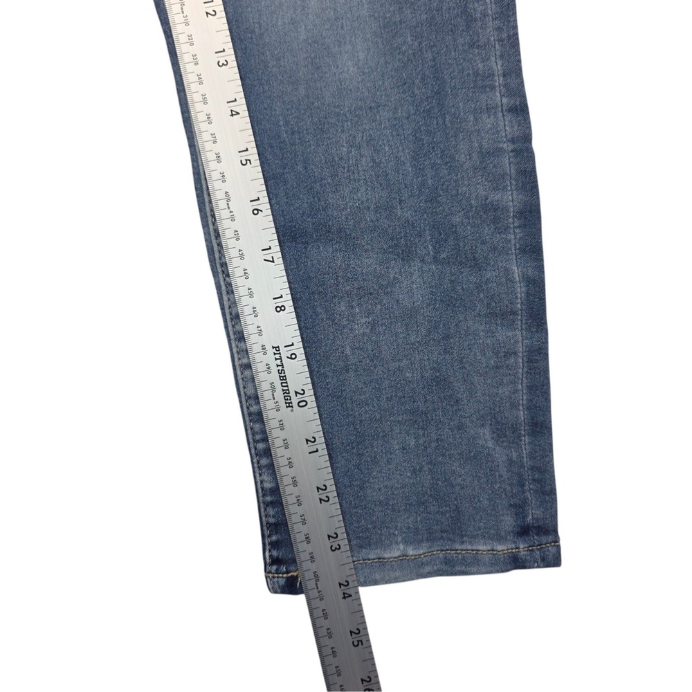 No Boundaries High Rise Sculpting Skinny Crop Jeans Blue Size 17 Triple Button - Picture 5 of 9